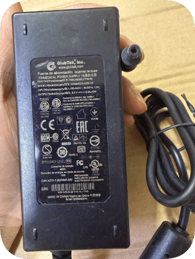 *Brand NEW* GlobTek Applicable to 5V8A power supply part number TR9CA8000LCP003H model GTM96600-4005-T3×2.5mm